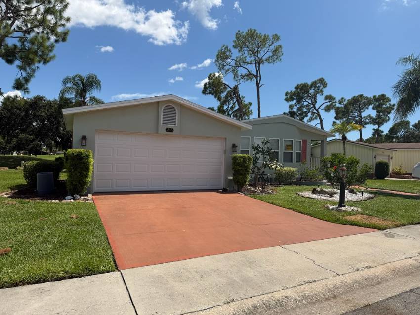 1917 Madera Drive a North Fort Myers, FL Mobile or Manufactured Home for Sale